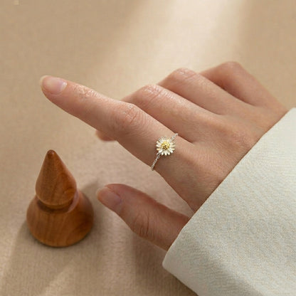 Affordable daisy chain ring adjustable sterling silver budget friendly cute floral jewelry