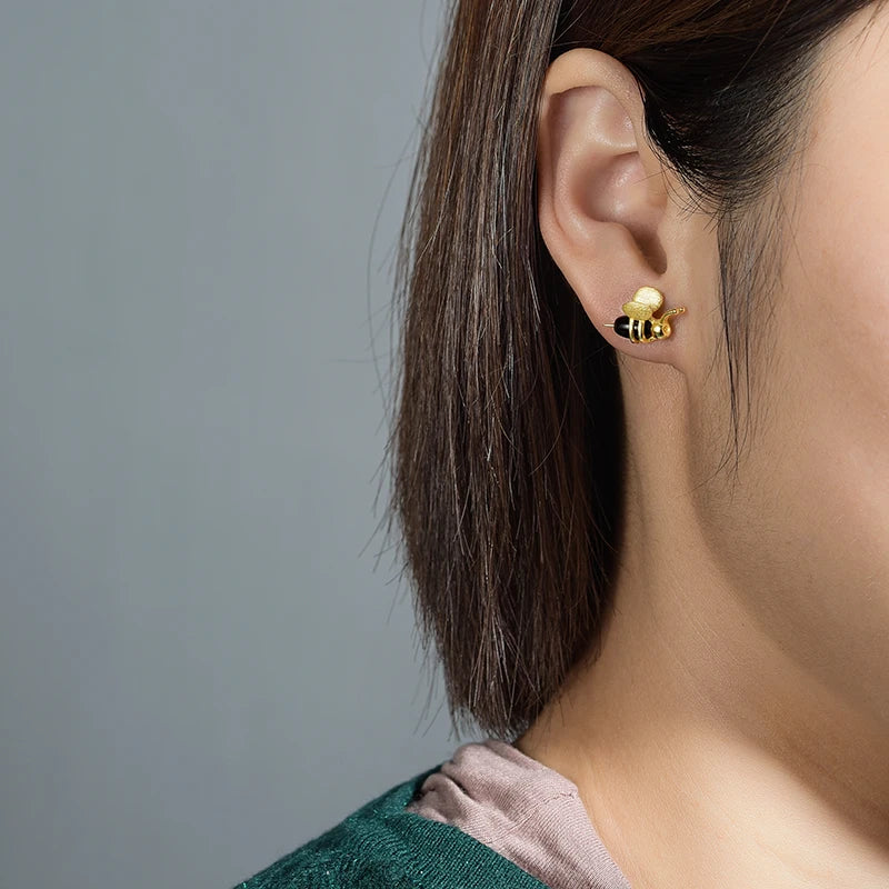 honey bee earrings view