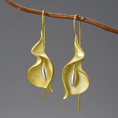 calla lily earrings